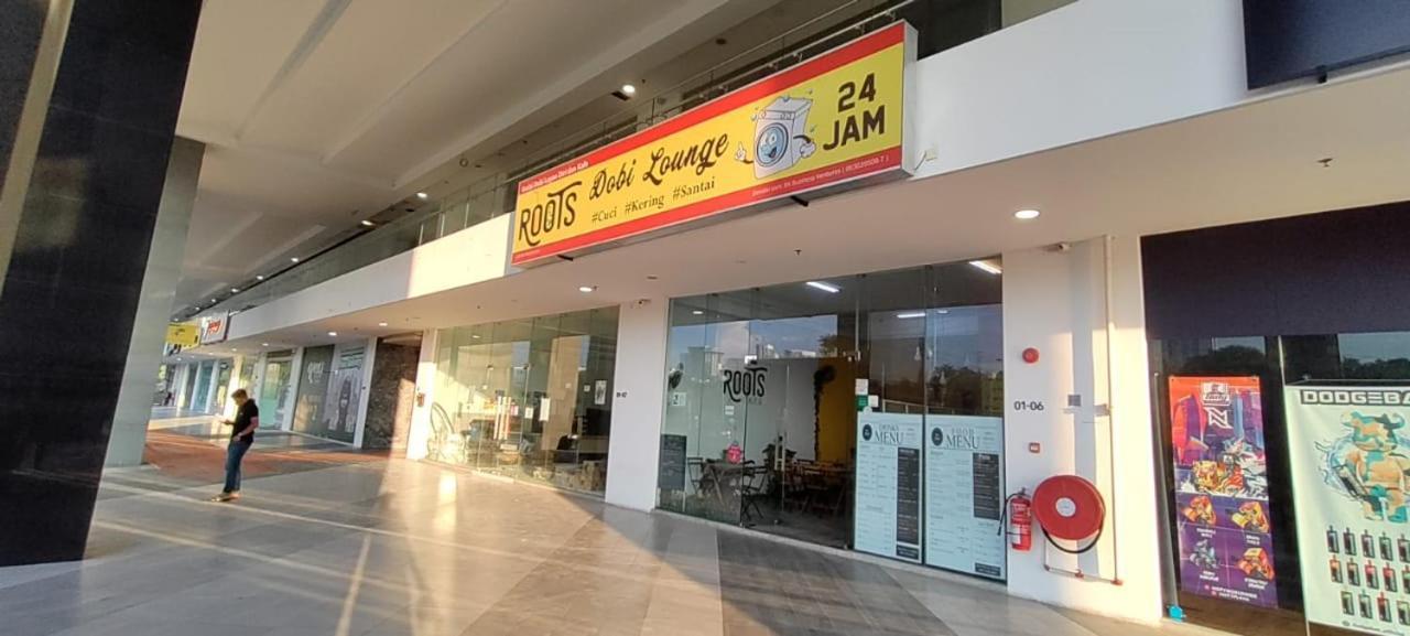 Santai Homestay Cyberjaya Bagian luar foto
