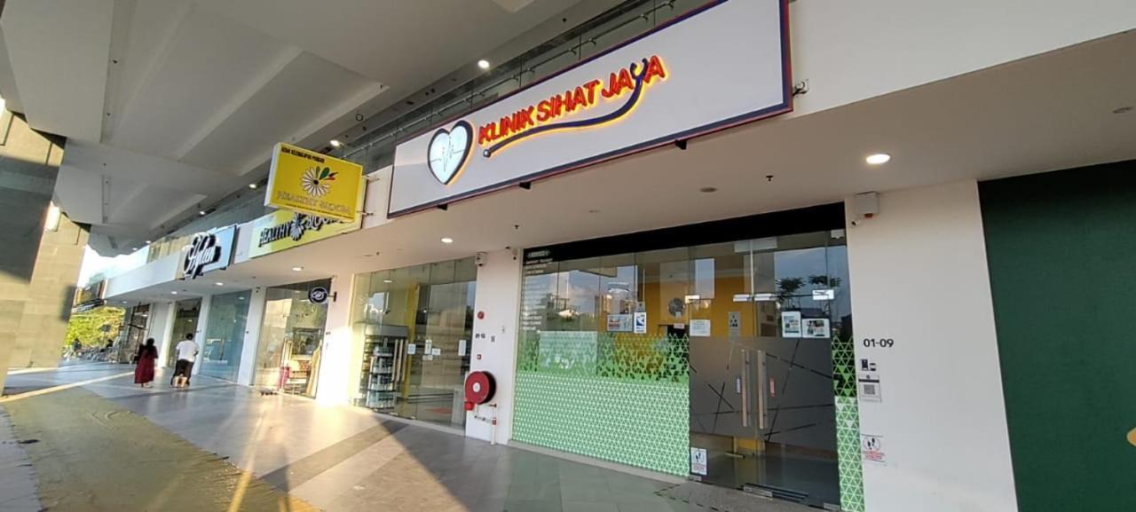Santai Homestay Cyberjaya Bagian luar foto