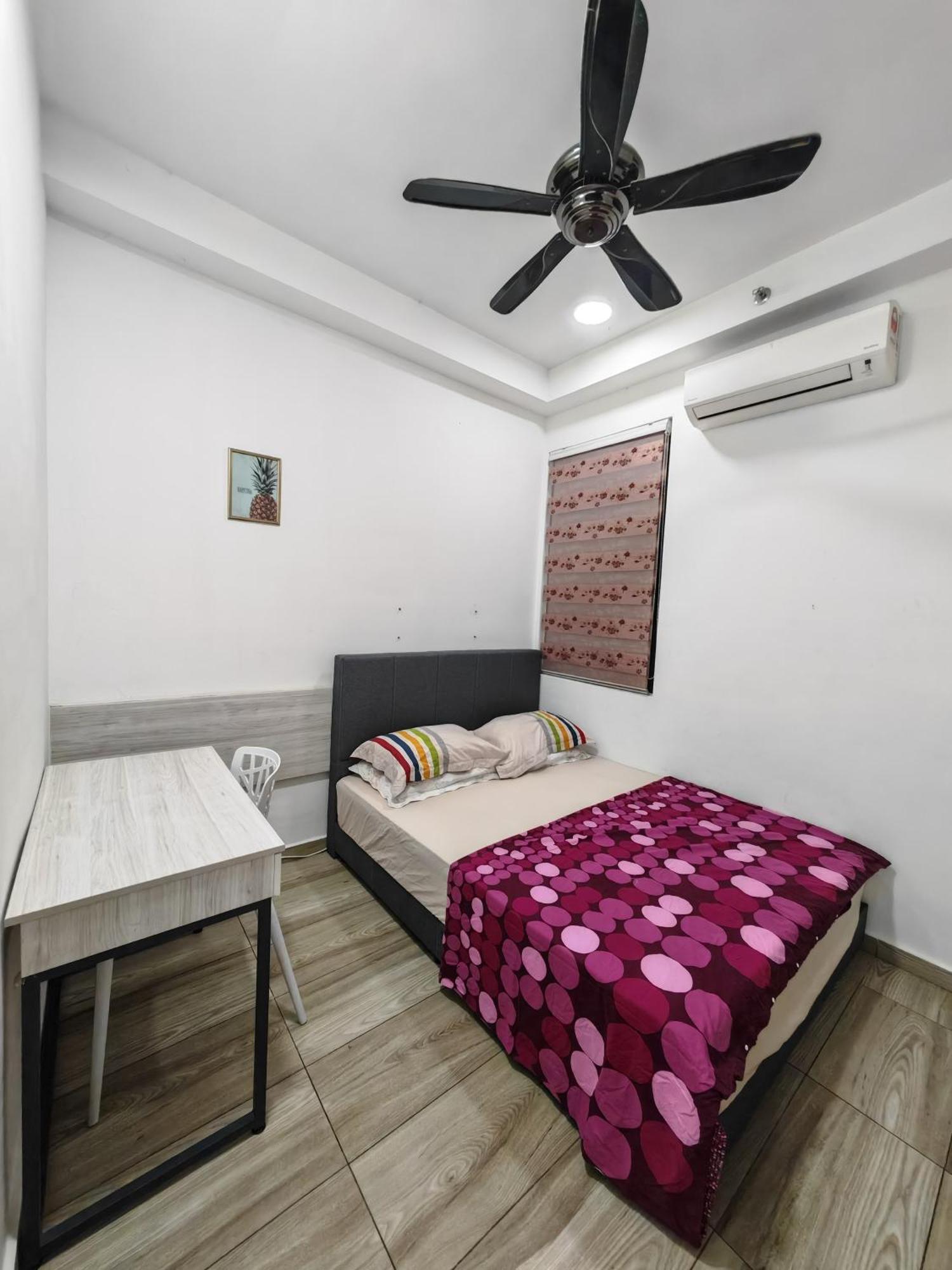 Santai Homestay Cyberjaya Bagian luar foto
