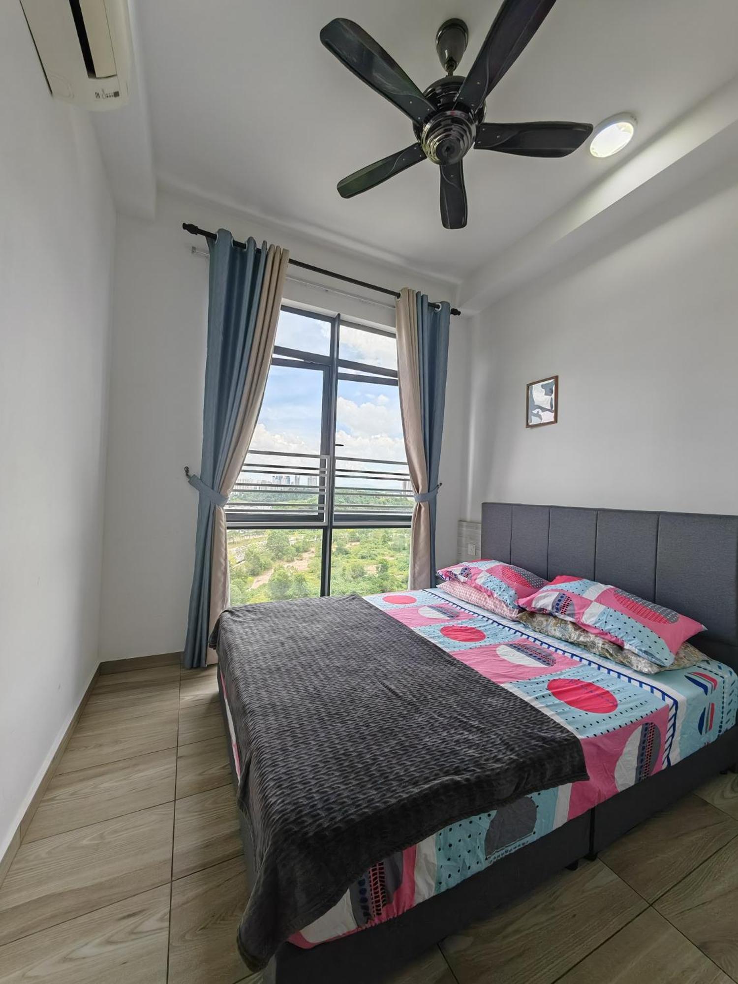 Santai Homestay Cyberjaya Bagian luar foto